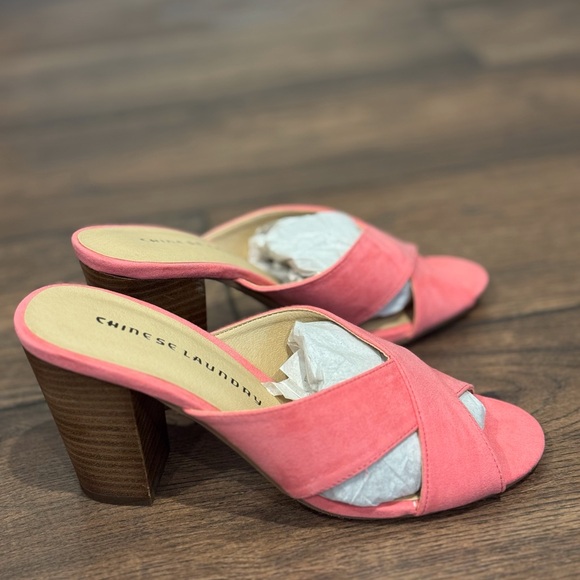 Chinese Laundry Coral Heeled Sandals - Picture 5 of 8